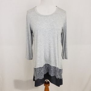 Logo Lori Goldstein Top Gray Tunic Blouse Boho Lace size Medium Stretchy